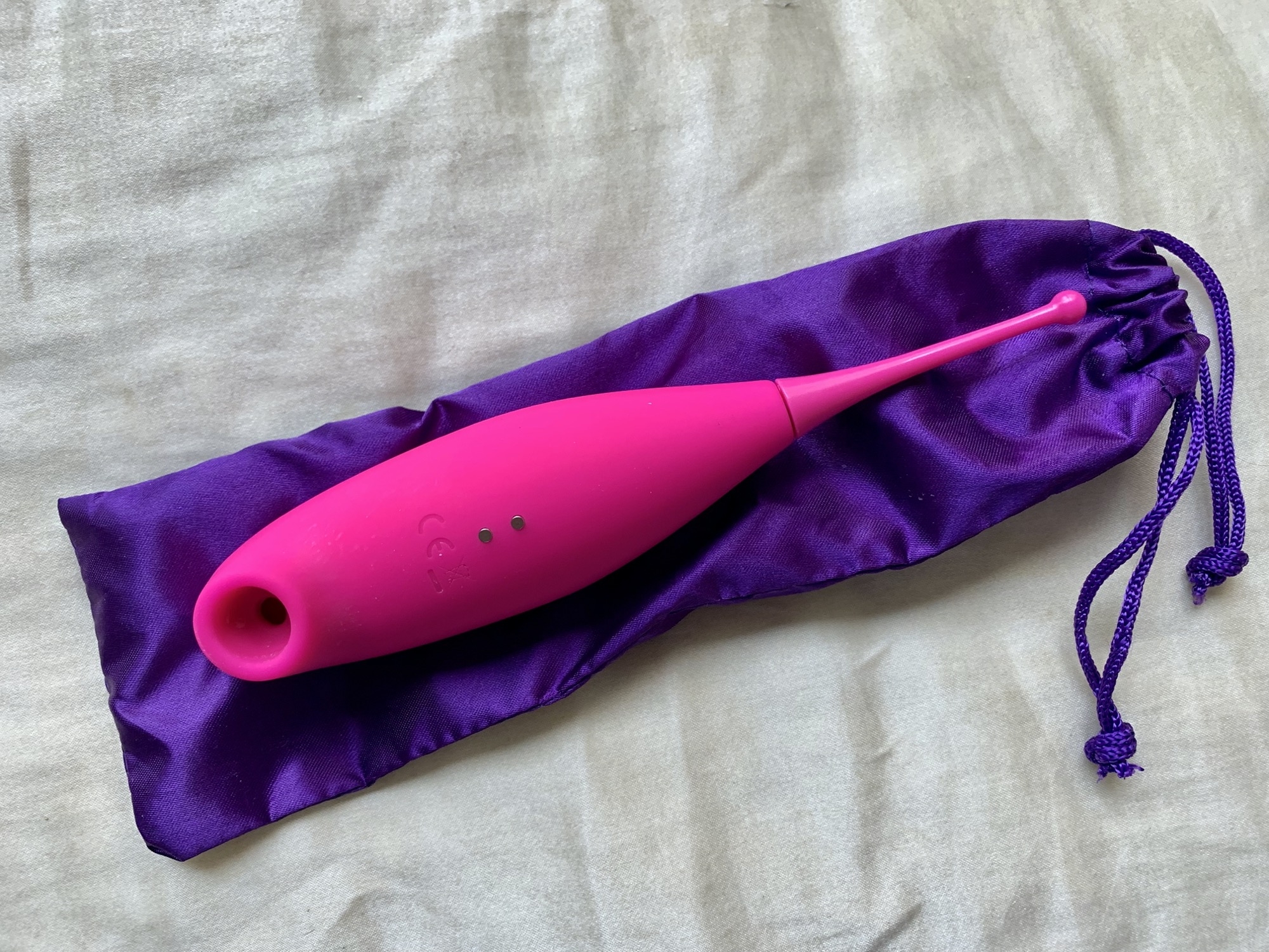 Review: Loveorl 2-in-1 High-Frequency Clitoral Sucking Vibrator – Girly